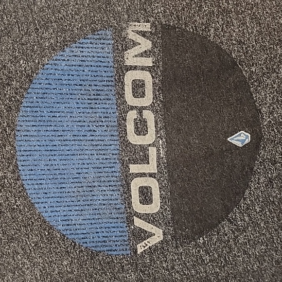 Volcom Tank - Picture 4 of 9